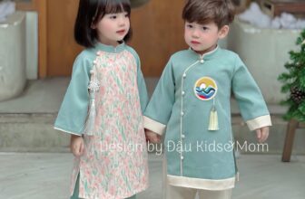 [🆕🇻🇳]  Đậu – Kids & Mom – thời trang thiết kế mẹ và bé 🧑‍🧒❤️️👶⭐️ Biết mẹ thích màu trời, nên con bồi hồi chọn chiếc áo màu xanh
Nếu đã quá nhiều tông màu đỏ vàng trong tủ đồ Tết thì các mẹ ngắm nay set này cho bé yêu nh , shares-3✔️ , likes-23❤️️ , date-2024-12-17 16:15:44🇻🇳🇻🇳🇻🇳📰🆕