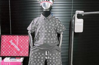 [🆕🇻🇳] KT Kids – Thời Trang Trẻ Em – Chúng tôi chuyên cung cấp quần áo trẻ em cho bé , giá tại xưởng 🧑‍🧒❤️️👶⭐️ HÀNG CÓ SẴN, CHỐT MAI GIAO
————————~~~————————
𝐒𝐀𝐍𝐆 𝐓𝐑𝐎̣𝐍𝐆 – 𝐋𝐈̣𝐂𝐇 𝐋𝐀̃𝐌 – 𝐒𝐀̀𝐍𝐇 Đ𝐈𝐄̣̂𝐔 𝐂𝐇𝐎 𝐁𝐎𝐘.
Giới thiệu Sét bộ cổ trụ LOUIS VUITION Sang – Xịn – Chất ch , shares-0✔️ , likes-1❤️️ , date-2024-12-16 20:26:33🇻🇳🇻🇳🇻🇳📰🆕