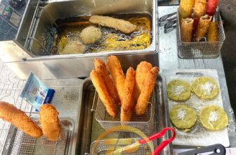 [🆕🇻🇳] Tổng kho sỉ bánh tráng- Bánh tráng siêu ngon 🍔 Top1Food  🍜 Chiều nay cả nhà mình có hẹn với… CHUỐI CHIÊN MALAYSIA!Chất lượng bánh:
• Ăn giòn rụm – Vui tưng bừng
• Cắn một miếng – Ngất ngây quên lối về
Ai chưa  , shares-0✔️ , likes-12❤️️ , date-2024-12-14 19:21:45🇻🇳🇻🇳🇻🇳📰🆕