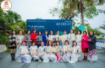 [🆕🇻🇳] YOGA LUNA THÁI CENTER – Trung tâm giảng dạy Yoga hàng đầu về Yoga Bà Bầu, Yoga Trẻ Em 🧘 Top1Yoga 🤸🏻‍♀️ LỄ BẾ GIẢNG TTC 133 – MỘT CHẶNG ĐƯỜNG ĐẦY Ý NGHĨAMỗi hành trình đều bắt đầu từ những bước đi nhỏ bé, và hôm nay, các học viên của lớp TTC133 Khóa 200h  , shares-0✔️ , likes-1❤️️ , date-2024-12-19 19:05:23🇻🇳🇻🇳🇻🇳📰🆕