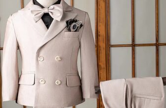 [🆕🇻🇳]  MMKID aims to bring kids the most high fashionable and high quality party design 🧑‍🧒❤️️👶⭐️ Bộ Vest Bé Trai thiết kế cao cấp với tone màu ghi sáng, thiết kế 4 cúc, nhìn bé thật sang trọng, khỏe khoắn và nổi bật trong bộ đồ tây cực chất.
, shares-2✔️ , likes-0❤️️ , date-2024-12-17 00:07:28🇻🇳🇻🇳🇻🇳📰🆕