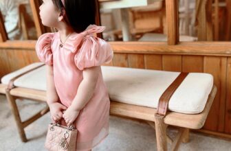 [🆕🇻🇳]  Sweetie by Josie – Thời trang cho bé 🧑‍🧒❤️️👶⭐️ Xinh như một tiểu công chúa bước ra từ truyện
Nhanh tay rước em váy nhà thôi ạ
Sale chỉ 99k/c
Size 4: 14-16kg
Size 5: 16-18kg
, shares-1✔️ , likes-0❤️️ , date-2024-12-17 01:45:36🇻🇳🇻🇳🇻🇳📰🆕
