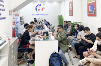 [🆕🇻🇳] 24h – Bệnh Viện Điện Thoại, Laptop 👨‍🔧 Top1Fix 🧰   RẺ CHẤP HẾT  DEAL 𝟓𝟎% quá đã – Thứ ba vội vã nhưng khách iu vẫn ghé nhà em sửa máy rôm rả!Em xin khoe nhẹ khung cảnh tại Bệnh Viện Điện Thoại, Laptop  , shares-1✔️ , likes-4❤️️ , date-2024-12-18 04:10:49🇻🇳🇻🇳🇻🇳📰🆕