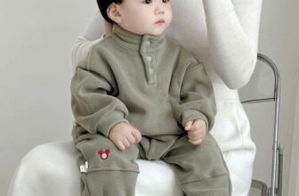 [🆕🇻🇳]  M’ Huong Baby – Cửa hàng quần áo sơ sinh & trẻ em 🧑‍🧒❤️️👶⭐️ Để con bạn đón #TẾT thật phong cách và ấm áp !!!
𝐆𝐈𝐀̉𝐌 𝐆𝐈𝐀́ 𝐂𝐔𝐎̂́𝐈 𝐍𝐀̆𝐌
Bé sở hữu bộ đồ Yang MieMie #Hàn_Quốc với giá chỉ một nửa bao lì xì tếtDành cho  , shares-2✔️ , likes-104❤️️ , date-2024-12-16 21:57:10🇻🇳🇻🇳🇻🇳📰🆕