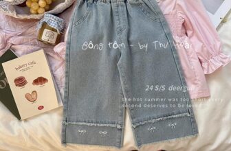 [???]  Bông Tôm clothing shop – Chuyên cung cấp sỉ,lẻ hàng quảng châu  ?‍?❤️️?⭐️ Quần jean ống xuông điểm nơ bao xinh xắn nha gái ơiSize 90-150#bongtom𝔹Ôℕ𝔾 𝕋Ô𝕄 ℂ𝕃𝕆𝕋ℍ𝕀ℕ𝔾 𝕊ℍ𝕆ℙ
OPEN 10:00 AM – 08:00 PM
—————————- , shares-1✔️ , likes-2❤️️ , date-2024-12-16 18:59:25????????