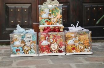 [🆕🇻🇳] Hộp giấy đựng thực phẩm, Cốc Giấy, Bát Giấy, Hộp đựng bánh sinh nhật  🎨 Top1Designs ✨  Gợi ý set quà tết với mica trụ vuông với đủ tone màu sang – xịn – mịn ạ
Chấm ngay  dưới bài viết để được tư vấn size
————-
Hotline: Ms. Chi 0965  , shares-0✔️ , likes-1❤️️ , date-2024-12-16 17:58:18🇻🇳🇻🇳🇻🇳📰🆕