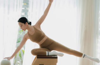 [🆕🇻🇳] Săn Deal Hibi Sports 👕 Top1Fashion 👗   CÂN BẰNG CUỘC SỐNG CÙNG PILATES
Pilates không chỉ là một phương pháp tập luyện thể chất mà còn mang lại nhiều lợi ích cho sức khỏe tinh thần. Qua việc kết , shares-1✔️ , likes-6❤️️ , date-2024-12-27 16:00:08🇻🇳🇻🇳🇻🇳📰🆕