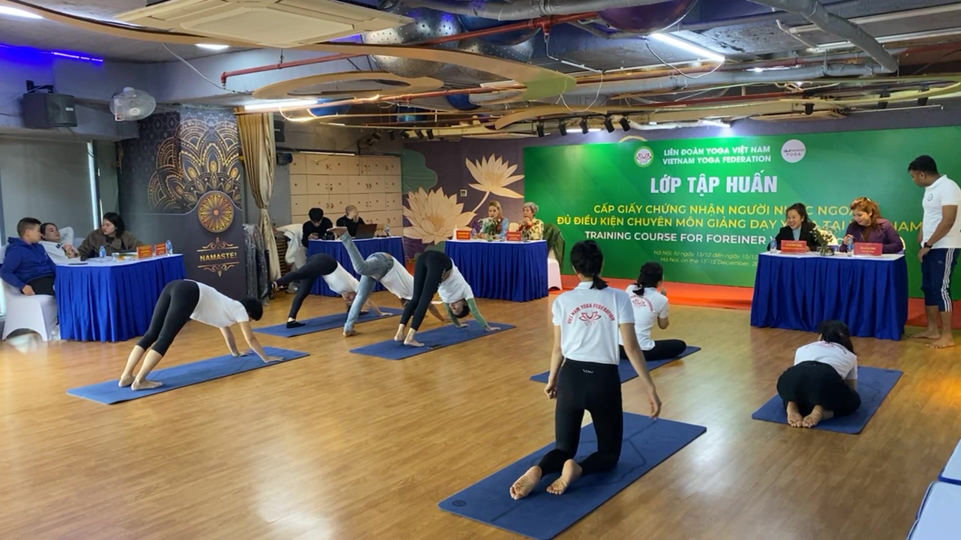 [🆕🇻🇳] ULA Namaste YOGA  – Đào tạo HLV Yoga Quốc tế 🧘 Top1Yoga 🤸🏻‍♀️ Khai Giảng Lớp Tập Huấn Cấp Giấy Chứng Nhận Người Nước Ngoài Đủ Điều Kiện Chuyên Môn Giảng Dạy Yoga Tại Việt Nam
Training Course For Foreiner Yoga Teacher
 , shares-0✔️ , likes-12❤️️ , date-2024-12-14 15:21:46🇻🇳🇻🇳🇻🇳📰🆕