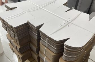 [🆕🇻🇳] Xưởng In Tiến Tài -Nhận sản xuất in ấn tất cả các loại bao bì 🎨 Top1Designs ✨  Hộp carton nắp gài khổ lớn  in logo 1 màuTờ rơi a5 , card giấy cán mờ , card thank you đủ kích thước ……Tem kraft nâu , tem nhựa , tem giấy …….. , in t , shares-0✔️ , likes-2❤️️ , date-2024-12-17 22:17:18🇻🇳🇻🇳🇻🇳📰🆕