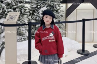 [🆕🇻🇳]  Mây Mây Kids – Cửa hàng quần áo 🧑‍🧒❤️️👶⭐️ Đều là nhữnggg mã siuuu hot e đảm bảo hếttt ngayyy nè
Áo nỉ lót lông cổ sơmi tháo rờiii đc traii gáii mặc đc hết cho e sẵn full sz 110-150
Chân váy full  , shares-0✔️ , likes-9❤️️ , date-2024-12-21 03:13:43🇻🇳🇻🇳🇻🇳📰🆕