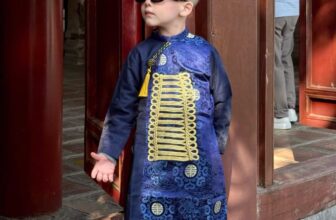 [🆕🇻🇳]  BABY MILO – Cửa hàng quần áo sơ sinh & trẻ em🧑‍🧒❤️️👶⭐️ Em trở lại với đường đua ÁO DÀI NĂM NAY
Mở bát là các mẫu áo BÉ TRAI nha.Vẫn là hàng thiết kế chỉn chu, tỉ mỉ từng đường kim mũi chỉ nha các mom𝐉𝐨𝐢𝐧  , shares-0✔️ , likes-1❤️️ , date-2024-12-18 20:10:08🇻🇳🇻🇳🇻🇳📰🆕