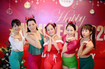[🆕🇻🇳] ULA Namaste YOGA  – Đào tạo HLV Yoga Quốc tế 🧘 Top1Yoga 🤸🏻‍♀️ Không khí chào đón Giáng Sinh cùng HV Khóa Đào Tạo nhà Ula Namaste Yoga Hà Nội#UlaYoga
#UlaNamasteYoga
, shares-1✔️ , likes-27❤️️ , date-2024-12-17 18:20:14🇻🇳🇻🇳🇻🇳📰🆕