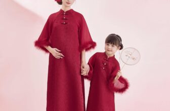 [🆕🇻🇳] L’AMME – THỜI TRANG THIẾT KẾ & PHỤ KIỆN BẦU QUỐC DÂN 👕 Top1Fashion 👗   Nếu mẹ có Diễm Phúc để tỏa sáng trong ngày Tết thì bé yêu cũng có Diễm Nhi – phiên bản mini ngọt ngào, trong trẻo nhưng không kém phần tinh tế.Cặp áo d , shares-1✔️ , likes-2❤️️ , date-2024-12-21 22:22:10🇻🇳🇻🇳🇻🇳📰🆕