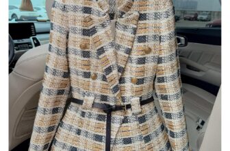 [🆕🇻🇳] Trúc Quỳnh Nguyễn – Hàng thiết kế 👕 Top1Fashion 👗  𝐎𝐔𝐓𝐅𝐈𝐓 𝐎𝐅 𝐓𝐎𝐃𝐀𝐘Luôn có chỗ đứng trong tủ đồ của tín đồ thời trang, dòng chất liệu Tweed và Ren luôn giúp Quý cô tỏa sáng bất cứ nơi đâu. Được dệt từ nhữn , shares-0✔️ , likes-2❤️️ , date-2024-12-18 20:10:17🇻🇳🇻🇳🇻🇳📰🆕