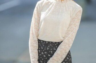 [🆕🇻🇳] ViS Store 👕 Top1Fashion 👗  JAP4N LACE TOP
Giá: 185kÁo ren xuất Nhật thiết kế nàng thơ với hất ren cotton mịn đẹp, mềm mại, bên trong có lót thun mịn.Màu: TRANG – TIM
Mã: A630, shares-0✔️ , likes-2❤️️ , date-2024-12-19 22:30:07🇻🇳🇻🇳🇻🇳📰🆕