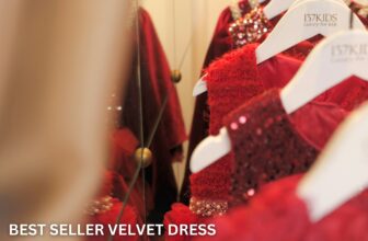 [🆕🇻🇳] Quần Áo Bé Gái 137Kids – Quần áo bé gái cao cấp chất lượng 🧑‍🧒❤️️👶⭐️  𝐑𝐄𝐃 𝐓𝐈𝐄 𝐁𝐎𝐖  I  𝐅𝐚𝐥𝐥 𝐖𝐢𝐧𝐭𝐞𝐫 ‘𝟐𝟒 𝐂𝐨𝐥𝐥𝐞𝐜𝐭𝐢𝐨𝐧
Bộ sưu tập 𝐑𝐞𝐝 𝐓𝐢𝐞 𝐁𝐨𝐰 sử dụng chất liệu vải dạ, vải tweed cao cấp làm chất liệu chính xuyên suốt bộ siêu tập  , shares-0✔️ , likes-0❤️️ , date-2024-12-18 04:03:01🇻🇳🇻🇳🇻🇳📰🆕