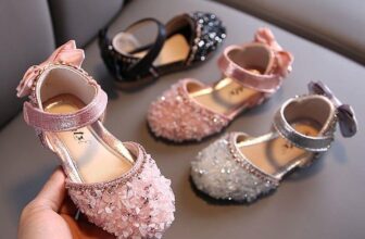 [🆕🇻🇳] Min’s – Baby & Kid shop – Bán và nhận oder các mặt hàng quần áo, phụ kiện trẻ em trên TAOBAO 🧑‍🧒❤️️👶⭐️ GIÀY XINH CHO BÉ THÊM LUNG LINH Ạ
Giày công chúa, búp bê, bling bling xinh iu
Size cho cho bé đến 10 tuổi luôn ah (tuỳ mẫu)
Hàng oder 2-3 tuần
, shares-0✔️ , likes-1❤️️ , date-2024-12-19 16:13:50🇻🇳🇻🇳🇻🇳📰🆕