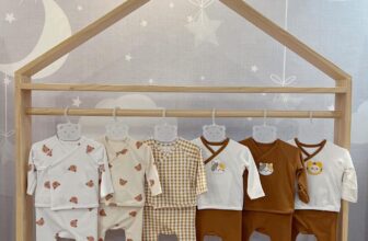 [🆕🇻🇳] ĐẬU ĐỎ – Đồ Sơ Sinh MẸ & BÉ 🧑‍🧒❤️️👶⭐️ Bộ sơ sinh cài lệch bambo sợi tre kèm mũ
Vải bambo sợi tre co giãn,an toàn,lành tính và thấm mồ hôi tốt,
Giá 99K 2 bộ ( 0-3M /3-6M)
, shares-0✔️ , likes-1❤️️ , date-2024-12-22 03:00:03🇻🇳🇻🇳🇻🇳📰🆕