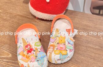 [🆕🇻🇳]  Chip Chip Pink-Chuyên sỉ và lẻ các loại “cờ rốc” và Jibbitz/ Sticker! 🧑‍🧒❤️️👶⭐️ 𝑆𝑢̣𝑐 𝑜̂́𝑐 𝑞𝑢𝑒̂́ – 𝑚𝑙𝑒𝑚 𝑚𝑙𝑒𝑚Trong hình 10 điểm, bên ngoài 11 điểm ạ, xinh lắm các mom ơi, tậu bạn này làm quà giáng sinh cho con thì con thích phải biết.
, shares-3✔️ , likes-3❤️️ , date-2024-12-20 19:44:10🇻🇳🇻🇳🇻🇳📰🆕