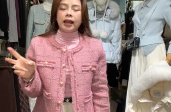 [???] Bcloud – Quần áo giày dép túi xách thời trang  ? Top1Fashion ?  LIVE LIVE LIV
BÙNG NỔ 1 CƠN BÃO HÀNG MỚI GIẬT CẤP 12   ĐỔ BỘ #BCLOUD ! Xin mời chị em shopping nào
Có sẵn tại tại các chi nhánh BCLOUD
#BCLOUD
Add 1 : 1 , shares-0✔️ , likes-47❤️️ , date-2024-12-23 03:08:37????????