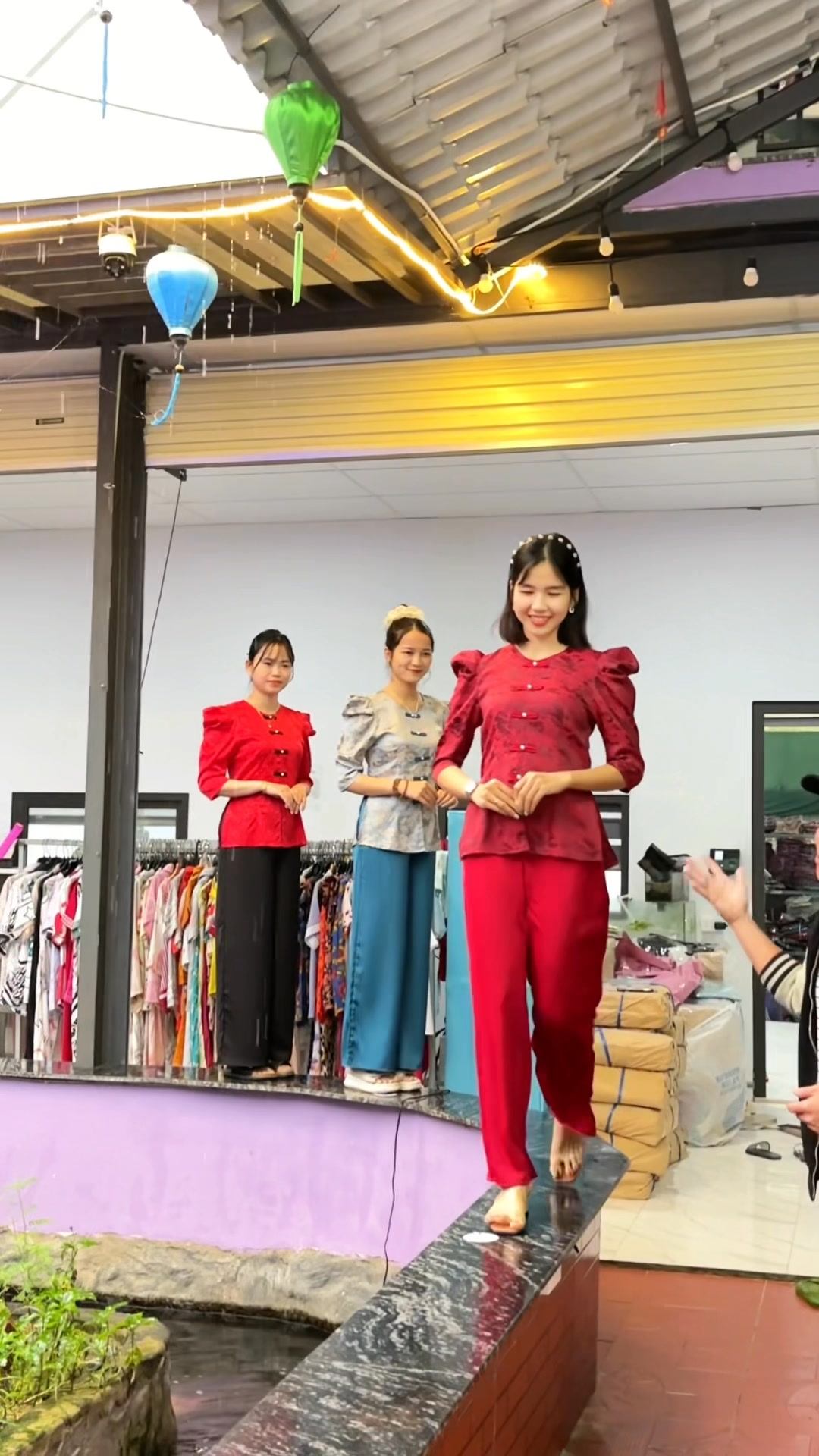 [🆕🇻🇳] THỜI TRANG KIM LOAN- RẺ – ĐẸP – CHẤT LƯỢNG 👕 Top1Fashion 👗  Mùa xuân đã đến 
 , shares-0✔️ , likes-938❤️️ , date-2024-12-21 01:52:02🇻🇳🇻🇳🇻🇳📰🆕