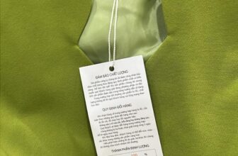 [???] VANNY – chuyên sỉ & lẻ hàng Quảng Châu, VNXK ? Top1Fashion ?  Cuối năm trời thương la có Shop thương hiệu gọi Live , toàn đồ công sở, đầm set chân váy, rẻ nhất 1tr498 nghìn còn lại là 2 triệu trở lên hết đó ạ. Nhiều đ , shares-1✔️ , likes-14❤️️ , date-2024-12-21 01:41:59????????