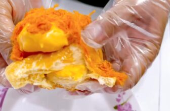 [🆕🇻🇳] Jasmine-tiệm bánh nhỏ xinh chuyên bánh mì, bánh kem Whipping chất lượng cao 🍔 Top1Food  🍜 BM NHÂN KEM TRỨNG MUỐI, làm từ kem Whipping béo ngậy, sốt Trứng muối không hề tanh mà lại thơm ngậy béo ngọt vừa đủ, mướtttt mátttt vô cùng.Bánh vừa ra  , shares-0✔️ , likes-0❤️️ , date-2024-12-27 02:51:26🇻🇳🇻🇳🇻🇳📰🆕