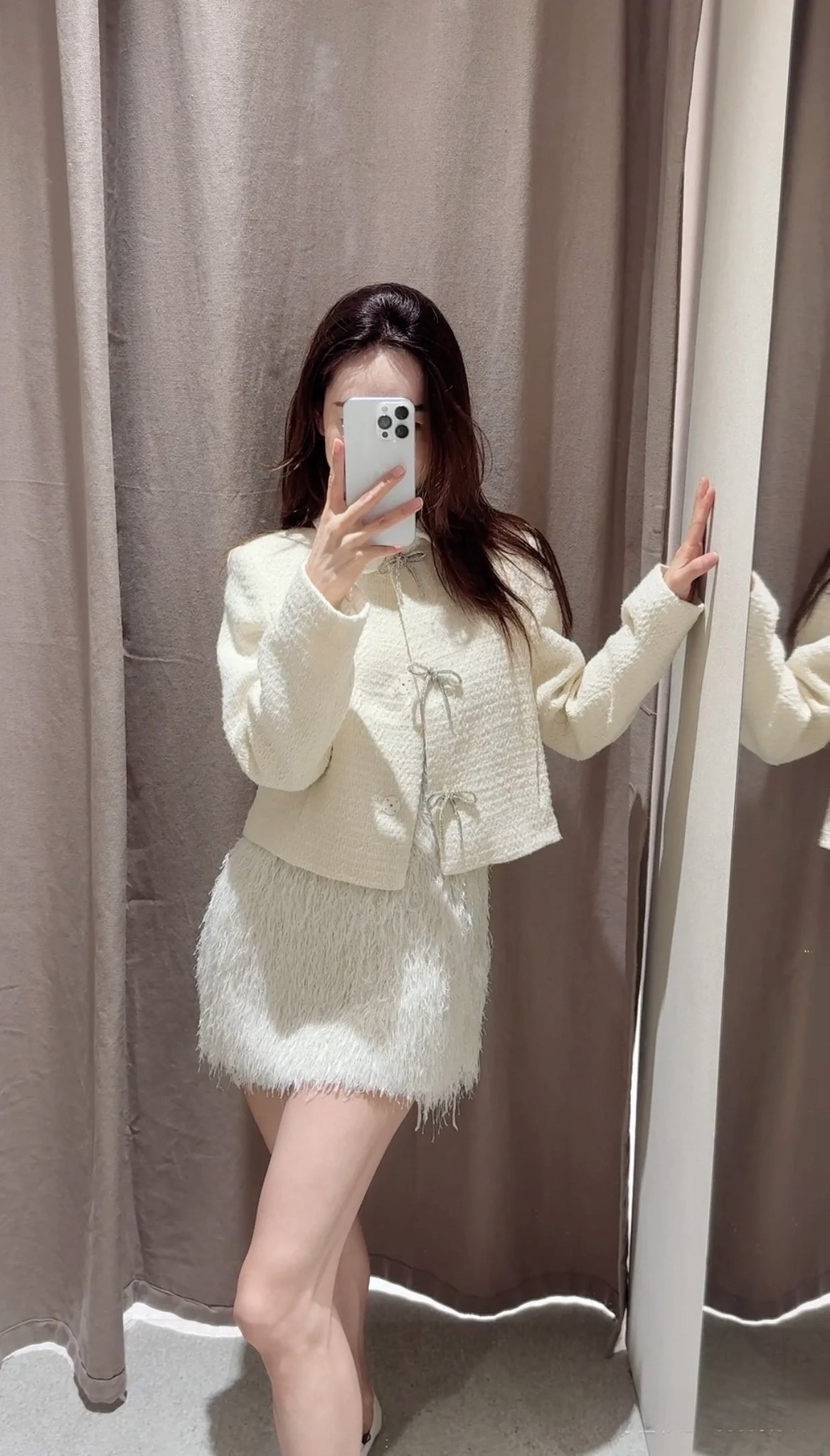 [???] V.I.C – XUẤT KHẨU – Hàng xuất khẩu có sẵn ? Top1Fashion ?  TEXTURED JACKET WITH BOW BUTTONMẫu áo dạ tweet mới nhất của Za.ra đẹp tới nao lòng các chị ạ, chất liệu dạ tweet cao cấp đính nơ, tạo ra một thiết kế cực , shares-0✔️ , likes-0❤️️ , date-2024-12-22 18:30:10????????