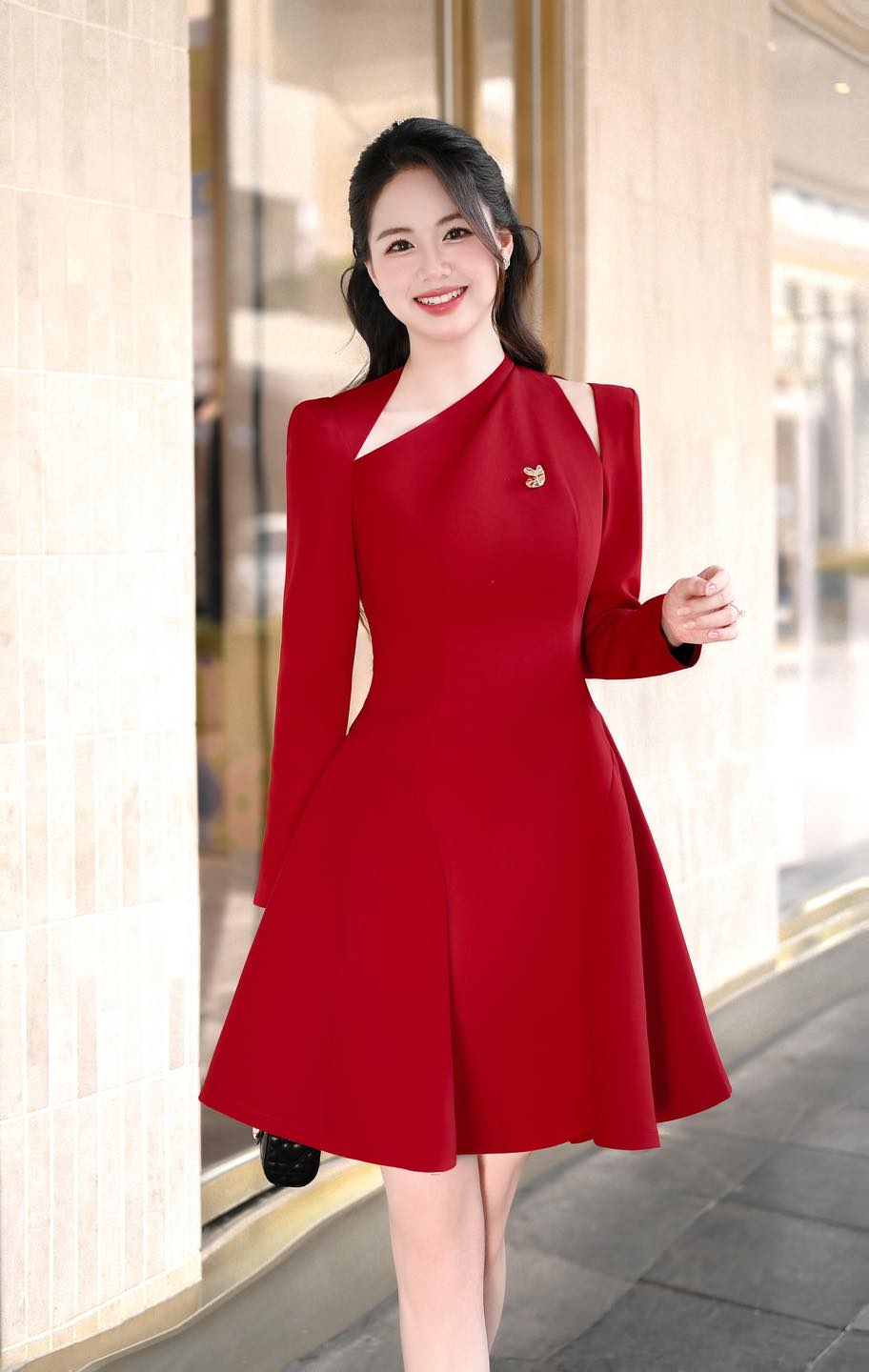 [🆕🇻🇳] LAVIEM Design –  Thiết kế vô cùng tinh tế, tỉ mỉ trong từng chi tiết👕 Top1Fashion 👗  𝐂𝐄𝐋𝐈𝐍 𝐃𝐑𝐄𝐒𝐒Lấy cảm hứng từ phong cách tối giản nhưng không kém phần thời thượng, LAVIEM giới thiệu thiết kế Celin Dress với sắc đỏ rực rỡ, tràn đầy không , shares-3✔️ , likes-29❤️️ , date-2024-12-19 18:30:57🇻🇳🇻🇳🇻🇳📰🆕