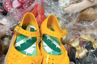 [🆕🇻🇳]  3B – mẹ và bé 🧑‍🧒❤️️👶⭐️ 12h15 trưa mai e lên mell+giày dép full hiệu cho bé diện tết ạ
Live này k nên bỏ lỡ ạ
, shares-1✔️ , likes-22❤️️ , date-2024-12-19 03:06:31🇻🇳🇻🇳🇻🇳📰🆕