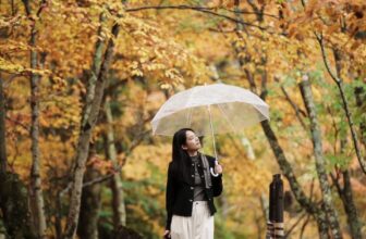 [???] V.I.C – XUẤT KHẨU – Hàng xuất khẩu có sẵn ? Top1Fashion ?  TWEED JACKET WITH BOW BUTTONSÁo dạ tweed phối khuy cài kim loại sang trọ. Với chất liệu dạ tweed cao cấp, mềm mại, ấm áp, mang đến sự đẳng cấp và tinh tế , shares-0✔️ , likes-1❤️️ , date-2024-12-19 18:20:04????????