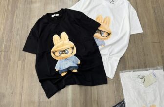 [???] Moon House Shop vnxk – 128/25 Lê Đức Thọ p6 Q. gò vấp HCM ? Top1Fashion ?  Thun in hình xịn xò
Trắng : S M L
Đen: LMoon House : 128/25 lê đức thọ ,p6 gò vấpSỉ :0985753598Facebook :
Link zalo lẻ :Group :Ship COD  , shares-0✔️ , likes-2❤️️ , date-2024-12-21 22:52:30????????