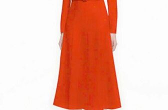 [🆕🇻🇳] Wellcome to CHIC HOUSE by CHIC VNXK 👕 Top1Fashion 👗   Đầm Queen Of Tear Midi Long Dres , A141
Dư xịn nha, vừa cập bến. Dáng Midi xoè nhẹ phối cổ vest lạ mắt, form dáng sang trọng. Mẫu cổ vest chưa bao giờ ngừ , shares-0✔️ , likes-0❤️️ , date-2024-12-24 00:02:13🇻🇳🇻🇳🇻🇳📰🆕