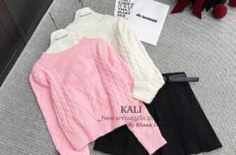 [???] Hà Anh Clothingg  ? Top1Fashion ?  Áo len chanel thừng nổi đơn giản mà xinh
Freesz
470
, shares-0✔️ , likes-7❤️️ , date-2024-12-22 22:39:14????????
