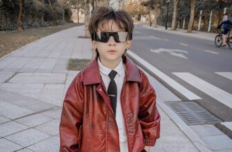 [🆕🇻🇳]  Hưng Kids – Thời Trang Trẻ Em 🧑‍🧒❤️️👶⭐️ Áo khoác da đỏ rượu vang lót lông cừu cực chuất để diện tết 2025 cho các bé iu nhà mình phải hông các mom ơi :))
, shares-0✔️ , likes-19❤️️ , date-2024-12-28 18:34:43🇻🇳🇻🇳🇻🇳📰🆕