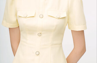 [🆕🇻🇳] CATHERINE – Thiết kế vô cùng tinh tế, tỉ mỉ trong từng chi tiết 👕 Top1Fashion 👗  𝗢𝗙𝗙 𝗧𝗢 𝟳𝟬%
𝑻𝒉𝒂𝒏𝒉 𝒍𝒊̣𝒄𝒉 & 𝑺𝒂𝒏𝒈 𝒕𝒓𝒐̣𝒏𝒈
Một chiếc đầm chuẩn công sở, tôn dáng, thiết kế đơn giản điểm nhấn hàng nút bọc vải tor-sur-tor. Chân đầm form A nhẹ n , shares-0✔️ , likes-2❤️️ , date-2024-12-26 01:00:22🇻🇳🇻🇳🇻🇳📰🆕