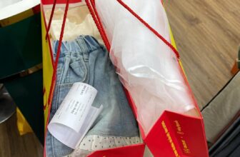 [???]  RUBY Kids Store  ?‍?❤️️?⭐️ Tầm này mấy chị cần sắm gì cho cục zàng inbox shop liền nhoaĐặt hàng y hình, toàn bộ hình shop tự chụp bên ngoài y vậymấy chế chốt đặt rồi nhận hàng giúp , shares-0✔️ , likes-3❤️️ , date-2024-12-19 20:33:21????????