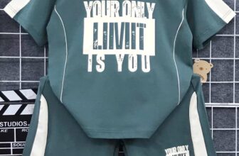 [???]  Thời trang trẻ em Zinzin Kid’s  ?‍?❤️️?⭐️ Bộ bé trai phom rộng, phong cách cá tính.
Vải cotton 4 chiều co dãn, thấm hút mồ hôi và mát mẽ cho làn da mỏng manh của trẻ.
in nhẹ, phối cá tính, quần c , shares-0✔️ , likes-0❤️️ , date-2024-12-21 17:20:54????????