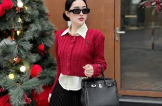 [???] Hà Anh Clothingg  ? Top1Fashion ?  New sét áo len thome kèm sơ mi 2 món hàng Qc mới về 3 màu Trắng – xanh than – đỏ
450
, shares-0✔️ , likes-1❤️️ , date-2024-12-22 22:40:02????????