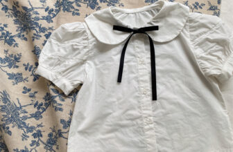 [🆕🇻🇳]  Babynista – Cung cấp quần áo trẻ em xuất khẩu, Cambodia,Thailan, Nhật.. 🧑‍🧒❤️️👶⭐️ Mẫu somi trắng tay ren kèm ruy-băng (tháo rời được ) phối đồ dơn giản mà quá là xinhVải kate cotton mềm ,ko đơ cứngMix chung chân váy , yếm, short je , shares-0✔️ , likes-4❤️️ , date-2024-12-24 17:42:04🇻🇳🇻🇳🇻🇳📰🆕