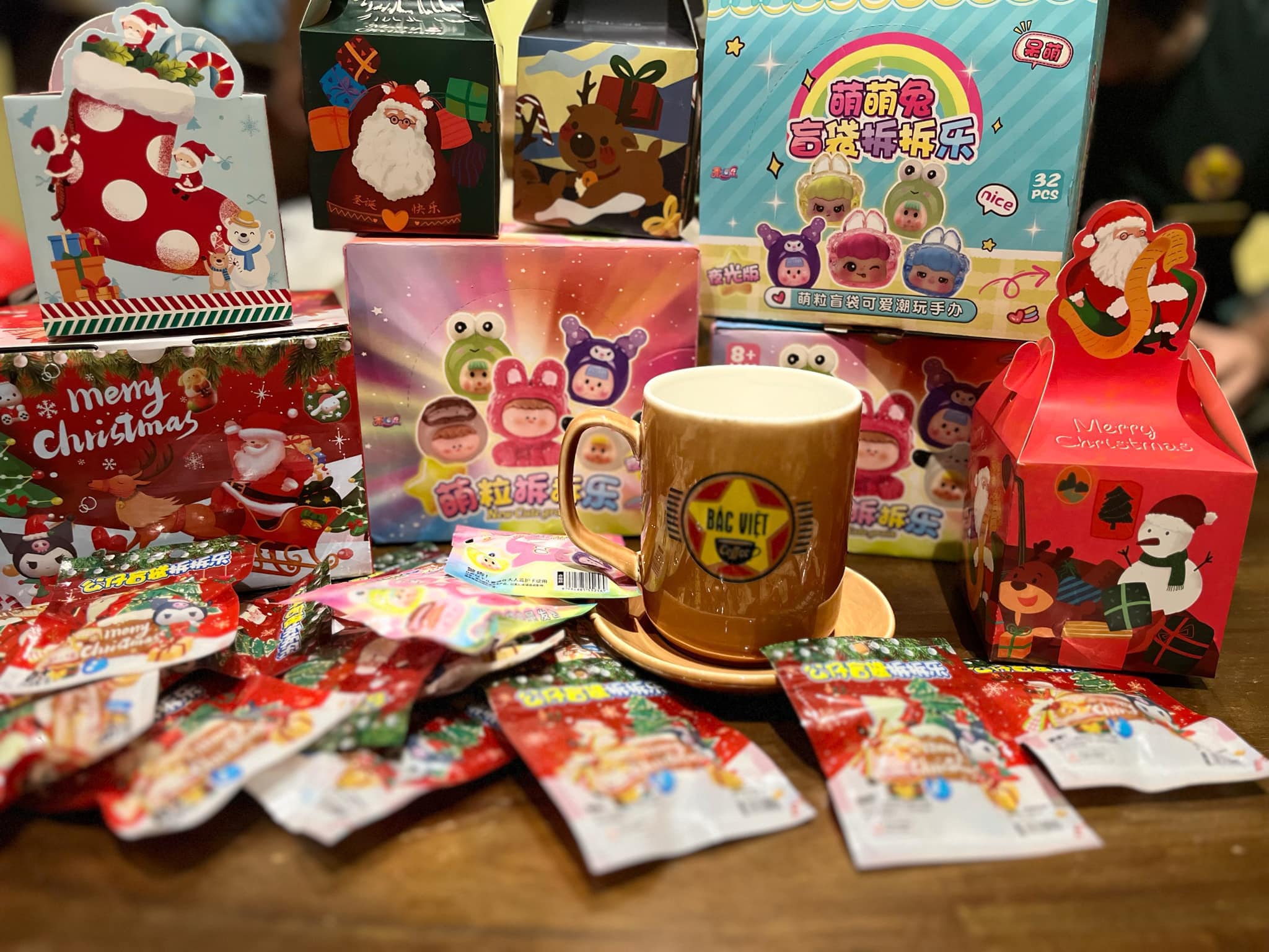 [☕️🇻🇳] Bắc Việt Coffee 🥤 Top1Coffee ☕️ ĐÓN GIÁNG SINH NHẬN QUÀ SIÊU XINH
Thế là một mùa Giáng sinh nữa lại về, không khí lung linh rộn ràng đã tràn ngập các cơ sở củ , shares-4✔️ , likes-19❤️️ , date-2024-12-24 16:31:24🇻🇳🇻🇳🇻🇳📰🆕