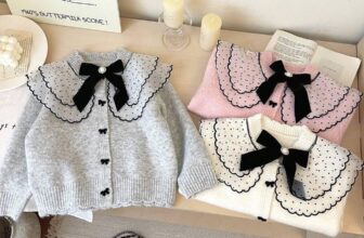 [🆕🇻🇳] THẾ GIỚI KIDS – THIÊN ĐƯỜNG CỦA MẸ VÀ BÉ 😎❤️️⭐️ Các mẫu áo len carigan cho bé yêu diện thu đông
Inbox để được tư vấn nhé các mom ơi
Size 90-140
————————————————
TƯ VẤN VÀ ĐẶT HÀNG:
L , shares-0✔️ , likes-6❤️️ , date-2024-12-20 21:56:48🇻🇳🇻🇳🇻🇳📰🆕