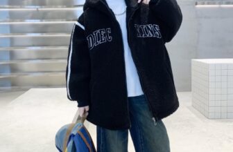 [🆕🇻🇳]  NaNa Chan – Quần áo trẻ em cực đẹp 😎❤️️⭐️ Chuyên mục đồ đẹp ngày tết  Rất nhiều item mới và nhiều mẫu hot về bù hàng . Size  120-170TẶNG DÂY CHUYỀN hoặc TẤT CAO CỔ CHO BÉ
( chương trình tặng , shares-0✔️ , likes-3❤️️ , date-2024-12-24 02:59:39🇻🇳🇻🇳🇻🇳📰🆕