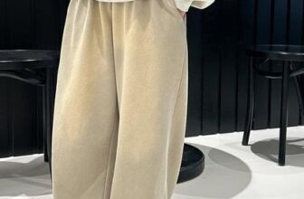 [🆕🇻🇳]  Thời trang trẻ em cao cấp- shop Yu Yu 🧑‍🧒❤️️👶⭐️ Quần thun suông dài cá tính và năng động trong thời tiết Thu và bé măc quanh năm luôn mom nhé
Size : 150-160 ( 35-50kg)
Giá 420K sale chỉ còn  294K
#shopyu , shares-4✔️ , likes-4❤️️ , date-2024-12-21 01:08:58🇻🇳🇻🇳🇻🇳📰🆕