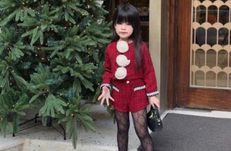 [🆕🇻🇳] Váy Tutu – Chuyên thời trang trẻ em 🧑‍🧒❤️️👶⭐️ Sắm Tết cho bé iu thôi mom ơi
Đã là mặt trời thì lúc nào cũng phải tỏa nắng
Đã là con gái thì nhất định phải xinh
BST TOÀN MẪU HOT CHO MÙA LỄ HỘI ĐÂY Ạ , shares-1✔️ , likes-19❤️️ , date-2024-12-23 15:58:56🇻🇳🇻🇳🇻🇳📰🆕