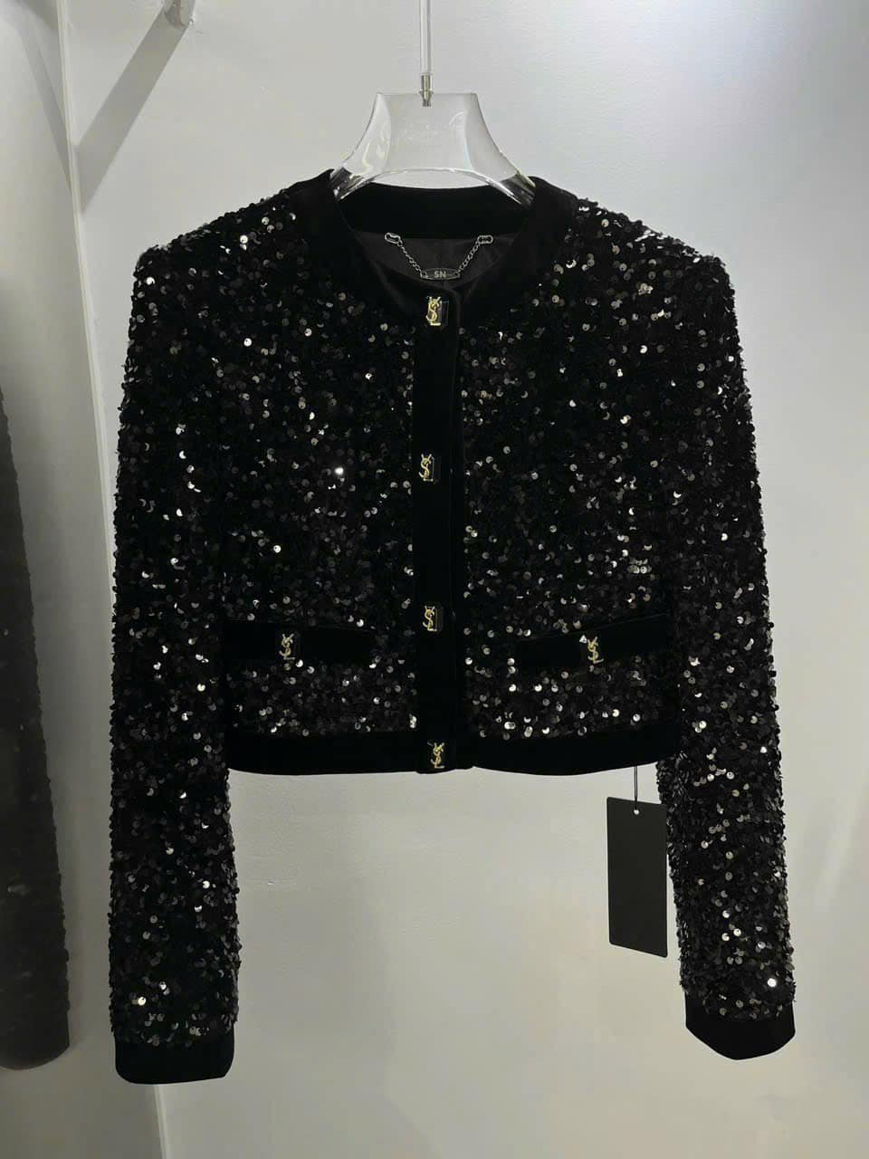 [???] Thuy Ngoc Nguyen – Thời trang cao cấp ? Top1Fashion ?  𝐇𝐀̀𝐍𝐆 𝐌𝐎̛́𝐈 𝐕𝐄̂̀
Mã khoác cao cấp ysl blingg blingg sangg xỉuu đâyy ạPv6477008
, shares-0✔️ , likes-1❤️️ , date-2024-12-23 19:33:50????????