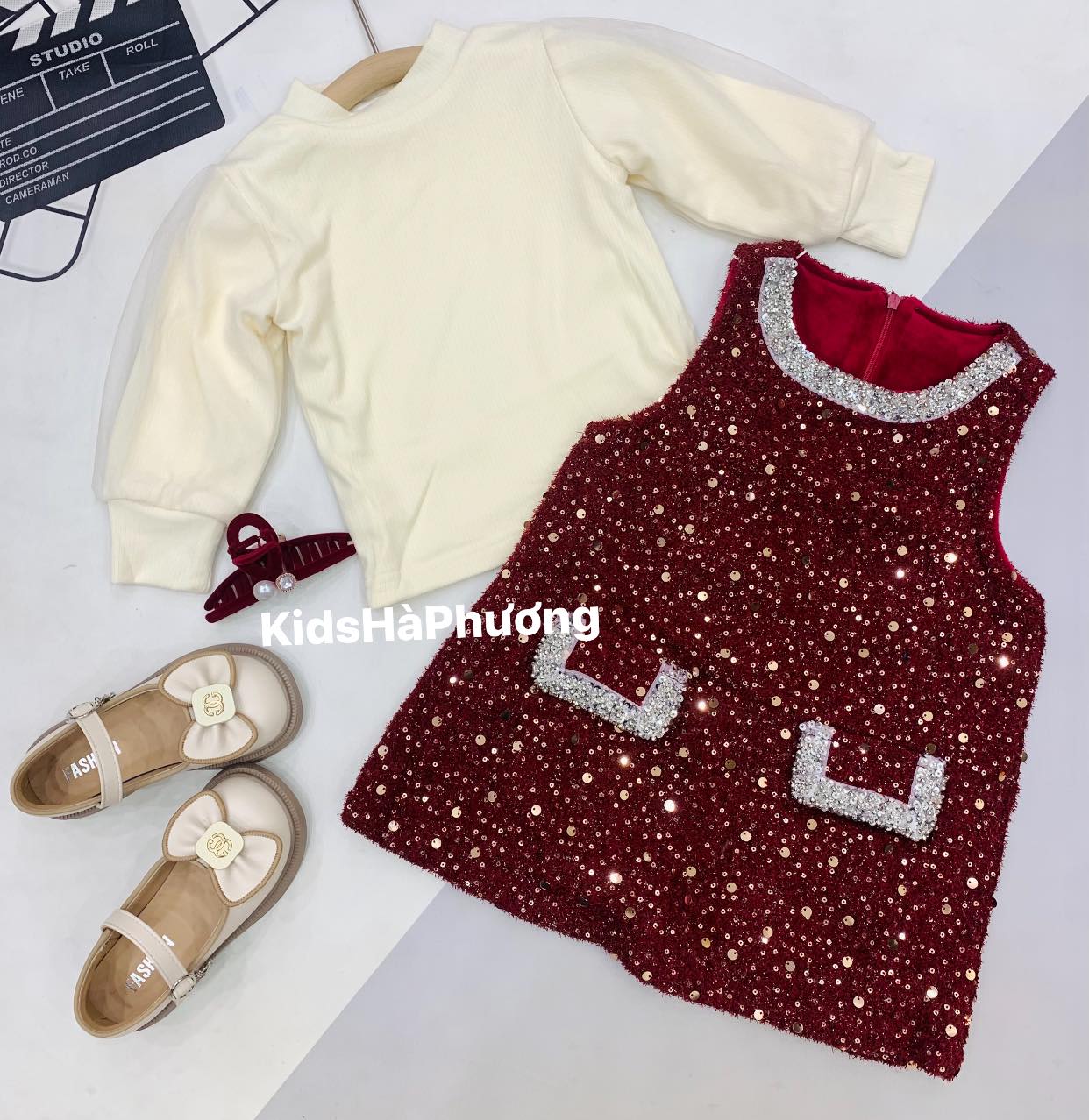 [🆕🇻🇳]  Kids Hà Phương – 172 Quang Trung – Chuyên quần áo trẻ em hàng Quảng Châu, hàng xuất Hàn cho bé 🧑‍🧒❤️️👶⭐️ Ra cô Phương luôn vẫn kịp mặc noel nè các MoM
Sz 90-130 ( nhí )#KidsHàPhương
#hotline0916113788
#172QuangTrung
, shares-0✔️ , likes-3❤️️ , date-2024-12-23 22:53:44🇻🇳🇻🇳🇻🇳📰🆕