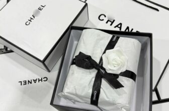 [🆕🇻🇳] VTFashionOfficial 👕 Top1Fashion 👗  KHĂN CHOÀNG CHA.NEL SANG CỰC KÌ – Làm quà tặng rất oke luôn.Giảm 7% cho khách ghé mua trực tiếp tại cửa hàng Vt fashion – hoá đơn bất kì áp dụng cho quần , shares-0✔️ , likes-0❤️️ , date-2024-12-26 20:38:08🇻🇳🇻🇳🇻🇳📰🆕