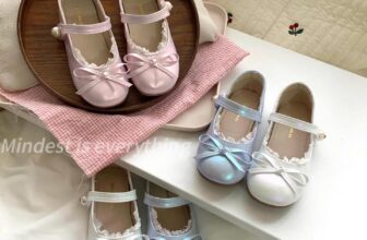 [🆕🇻🇳]  Nary Kids – Đồ Kids Style Hàn Quốc 🧑‍🧒❤️️👶⭐️  Váy xinh là phải đi với giày đẹp diện Tết nè
Em lên vài mẫu giày cho bé lớn xinh xỉu luôn các mẹ ơi
Mặc váy hay quần áo cực dễ mix luôn ạBảng size từ , shares-0✔️ , likes-2❤️️ , date-2024-12-24 19:58:03🇻🇳🇻🇳🇻🇳📰🆕