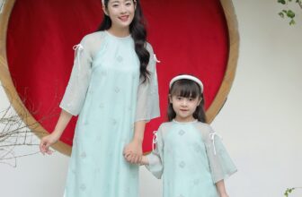 [🆕🇻🇳] KAKUMMI là thương hiệu VN hàng đầu thiết kế & sản xuất áo thời trang cho bé 😎❤️️⭐️ Best seller~
Cháy hàng liên tục các mom ơiii
Cứ lên đồ là thấy xinh luôn ấyyyThông tin sản phẩm:  Áo dài Lam Yên Tết Kakummi AD460
– Chất liệu:
+ Áo , shares-0✔️ , likes-4❤️️ , date-2024-12-23 19:00:11🇻🇳🇻🇳🇻🇳📰🆕